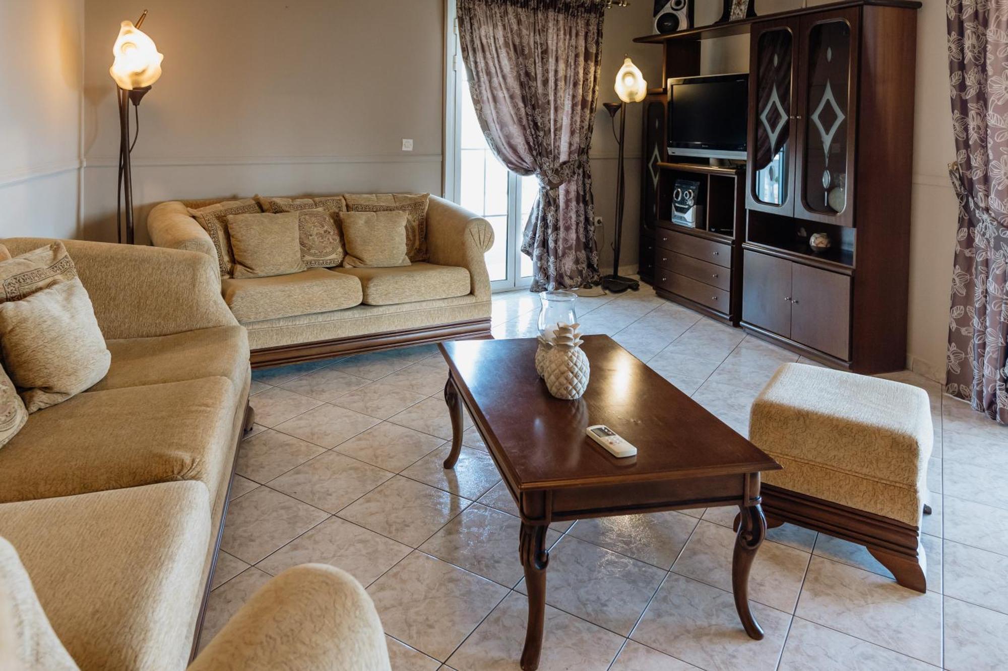 Anna House Apartment Kalamata Ngoại thất bức ảnh